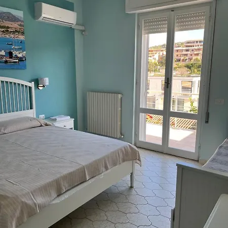 Casa Tacconi Bed & Breakfast 3*