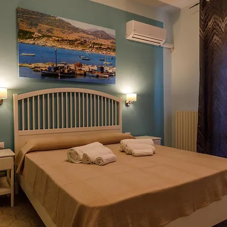 Casa Tacconi Bed and Breakfast 4*